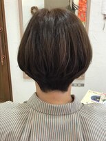 ヘアーサロン リベーラ(Hair Salon Libela)&nbsp;【40代、グリーン系のショートスタイル】