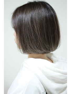 ルーカス(LUCAS) [LUCAS]プラチナグレージュ×BOB