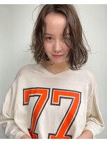 クセ毛風ぷつっとボブ