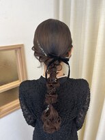 編みおろし 編み下ろしアレンジ ベロアリボン お呼ばれヘア