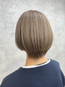 リミットバイアフィナー 大宮店(limit by Afinar) ホワイトベージュ