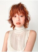 ウルフ　ミディアム　くせ毛風　パーマ　オレンジ　赤毛