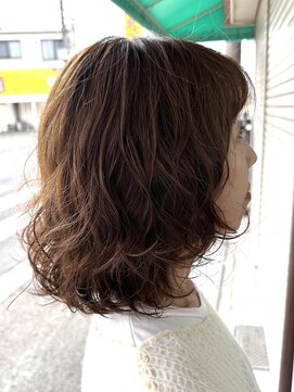 ニューモナ 堺市で1番おしゃれになれる美容室