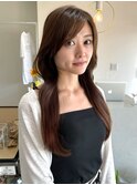 柔らかいロングレイヤー×ミルクティーブラウン