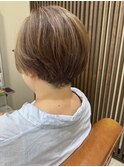 ショートボブ。
