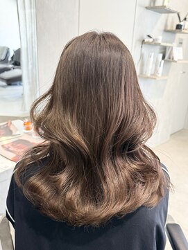 ラック(LUCK) 船橋/くすみベージュ/細めハイライト