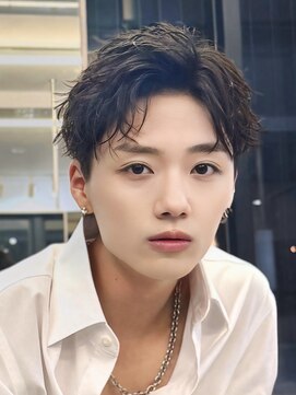 アイトーキョー 池袋(AI TOKYO) ツイストスパイラルアップバング