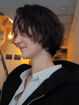 ビュートリアム 鎌倉小町(BEAUTRIUM) 癖毛ショート/外国人風ショート/BEAUTRIUM鎌倉小町　カギワダ