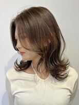 ソアロ(SOARO) 岐阜顔まわりレイヤーロングミルクティーベージュ20代