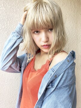 インビテーション(invitation) 【invitation】外国人ホワイトカラーボブ