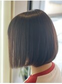 前下がりボブ