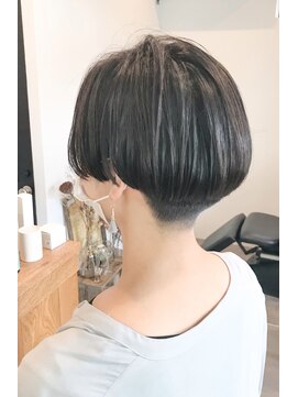 クッカ(kukka) 【kukka 楠　留美】刈り上げ☆ボブスタイル