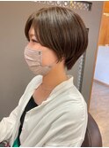 コンパクトショート×くすみベージュ