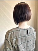 大人ツヤ前下がりボブ