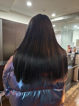 ニーゼロゼロナナ(2007) 髪質改善カラー!