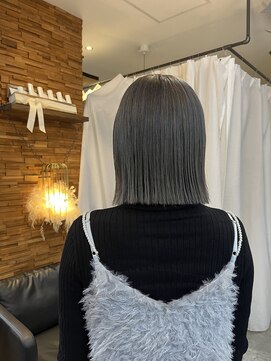 スイート ヘアデザイン(Suite HAIR DESIGN) ハイトーン ボブ