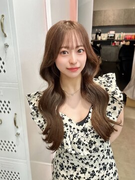 クム(kumu) レイヤーカット/前髪カット/顔周りカット/名古屋/栄