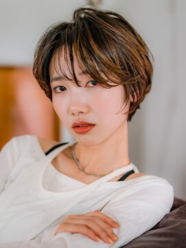 ベンジー 学芸大学店(benji) 大人パーマ×ショート 2