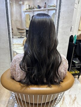 ロンドローズ 名古屋(Lond damaskRose) ブリーチ 学割 オリーブベージュ レイヤーカット リタッチ525