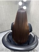 ベージュ