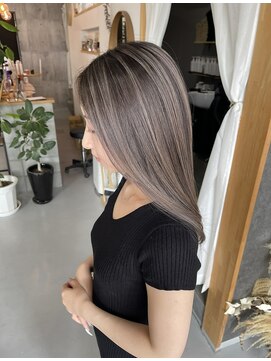 髪屋 紬 【Sera】バレイヤージュ/ハイライト/グレージュ