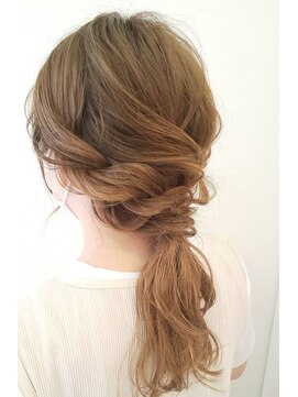 アメイジングヘアー 中沢店(AMAZING HAIR) 【AMAZING HAIR中沢店/村山】簡単編み下ろしアレンジ/二次会ヘア