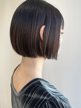 クイントネオリーブ 自由が丘正面口店(quint:neolive) ミニボブ × ash greige