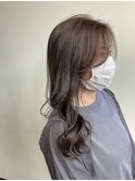 くすみグレージュ