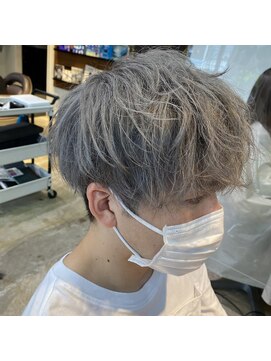 ヌーバイアンドライフ(NU. by and life) シルバーマッシュ[ハイトーンカラー/ミルクティーアッシュ]