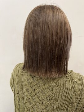 マカロンコワフュールドウシワカマル(macaron coiffure de ushiwakamaru) ナチュラルボブ