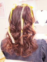 ヒャン(hyang)&nbsp;編み込みツインハーフアップ／ヘアセット