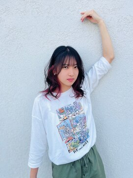 ムード(mood) ピンクインナーカラーの踊る巻
