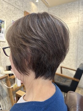 クラク 羽根木店(kuraku) 大人のショートスタイル