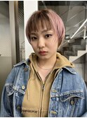ボブショートピンクローライト顔まわりカットイヤリングカラー