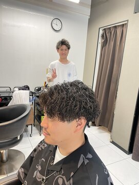 アイズ 海老名(AIZU) ツイストスパイラルパーマ　波巻きパーマ　メンズサロン　理容室