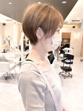 シシ 大宮(She 2.) ショートボブマッシショート/前髪/イメチェン/グレージュカラー