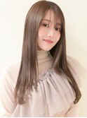 柔らかいベージュカラー