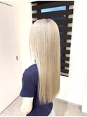 ブランドベージュ