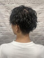 グレイスフル バーバープラチナム 六本木店(Graceful Barber platinum)&nbsp;センターパート×ツイストスパイラル