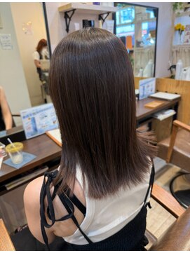 ミル(MILE.) 外ハネ大人感up くすみベージュカラー