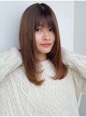 ミディアムヘア ミディアムレイヤー レイヤー 前髪