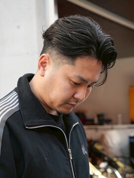 メッツ 原宿(METS) MEN'S/毛流れパーマ×テーパーフェード/ビジネスヘア