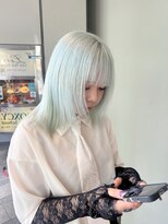 ヴィア 京都烏丸(Via)&nbsp;ウルフレイヤー/レイヤーカット/ペールブルー/ケアブリーチ