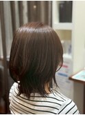 ウルフカット切りっぱなし韓国風ヘアレイヤーカットくびれヘア