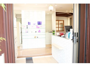 HAIR & LIFE SHIKI【ヘアーアンドライフ　シキ】