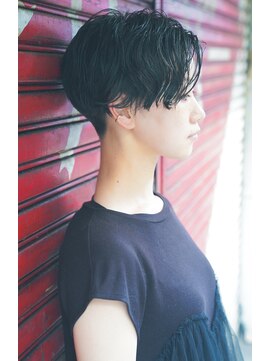 カライング(ing) 大人可愛い20代30代40代黒髪前下がりショートボブ丸みショート◎