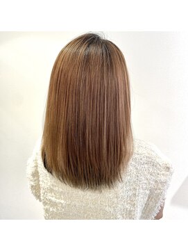 リュネッツ あざみ野店(lunettes) 艶々ミルクティーカラー