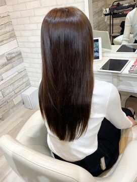 マーリャヘアー(mallia hair) レイヤースタイルレイヤーカットロングレイヤー小顔スタイル