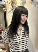 黒髪レイヤーヘア