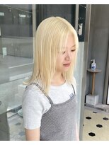 ヲタク(wotaku.)&nbsp;抜きっぱなしブロンドケアブリーチリタッチハイトーンカラー